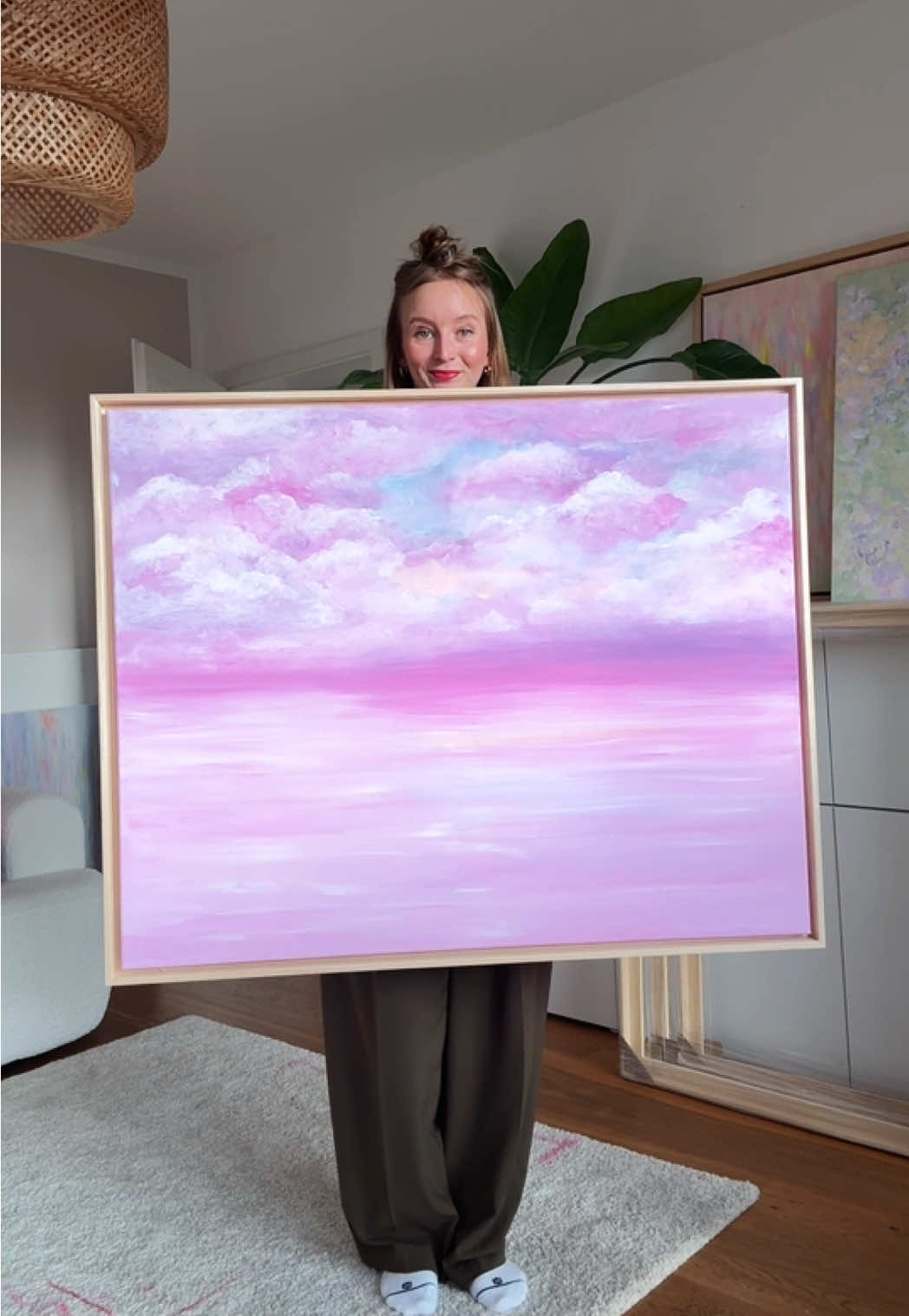 ☁️💜#artreveal #colorfulart #positiveart #cloudyart #interiordetailing
